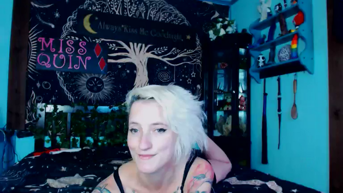 MissQuinCam