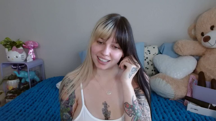Angelina_Glass