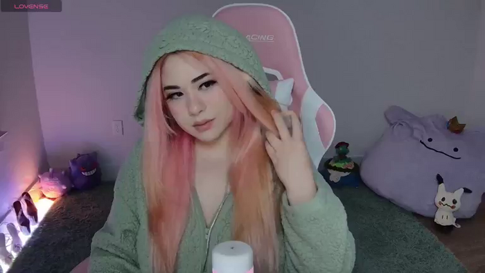 Couchwaifu