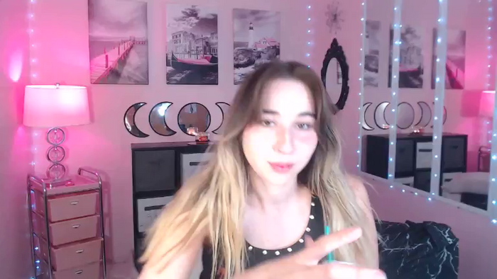 Lacey_Prescott