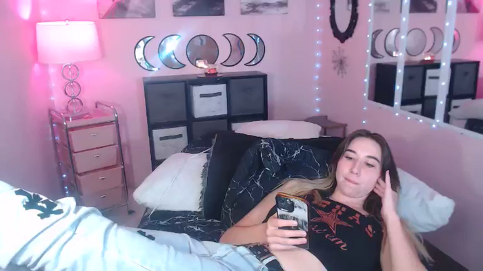 Lacey_Prescott