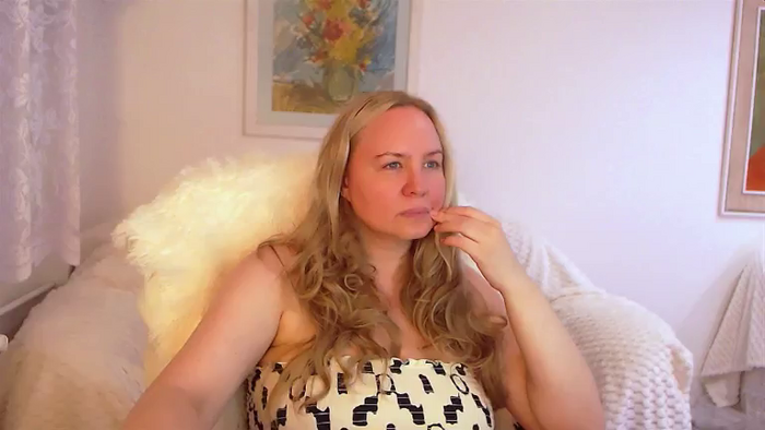 LauraSkyx