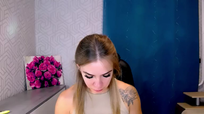 MeganNaughtyy