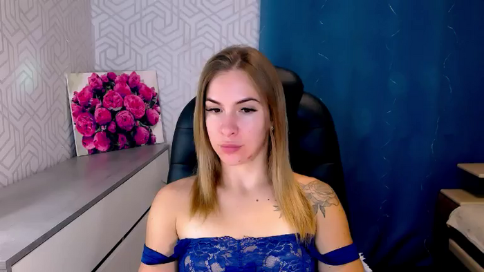 MeganNaughtyy