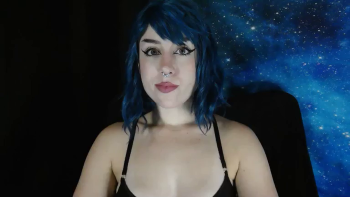 MissVikkiBlue