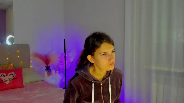 LauraLeee