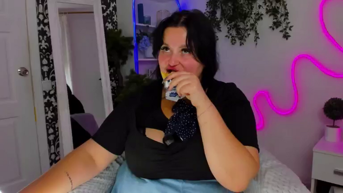 MonaSteele