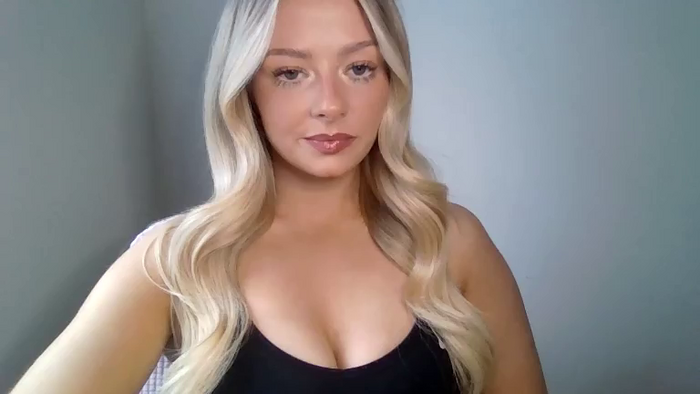 X_Zoey_UK