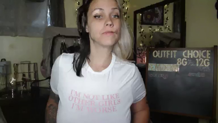 GoddessFoxxiSilk