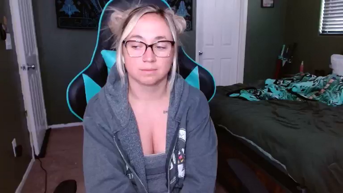 SkyJonesXO