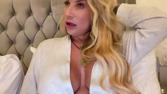 VivianUK