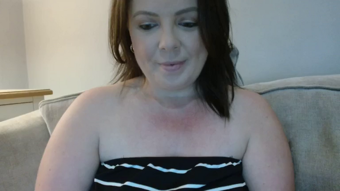 CurvyCourtneyUK