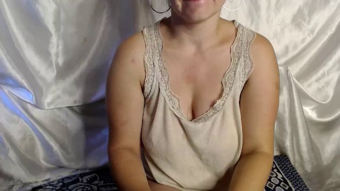 BettyGirlKiss
