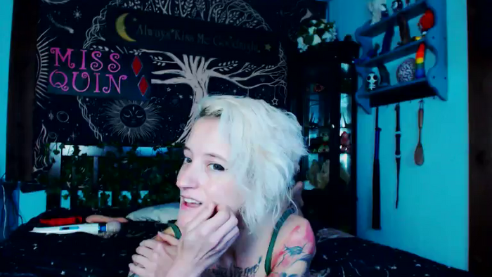 MissQuinCam