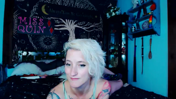 MissQuinCam