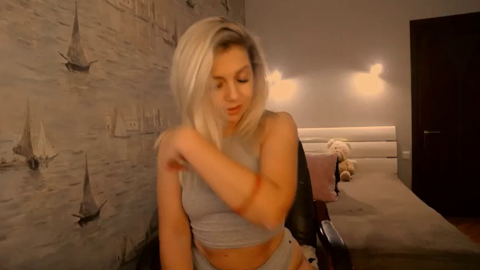 Nichole_Hill