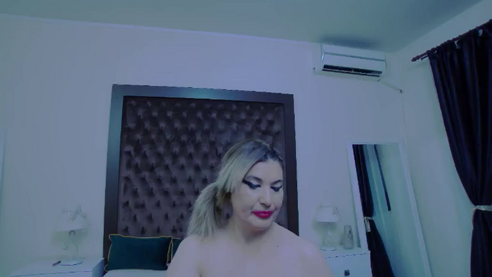 KiraLeila