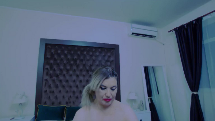 KiraLeila