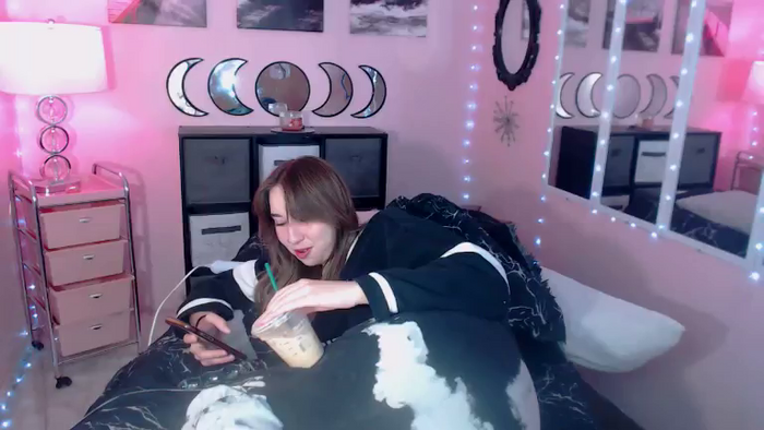 Lacey_Prescott