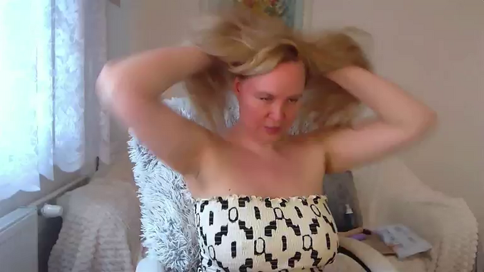 LauraSkyx