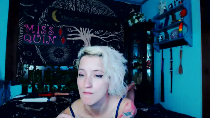 MissQuinCam