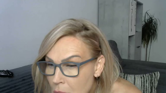 Evie_Paige