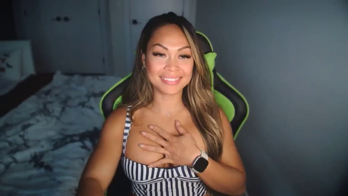 miaqueen143