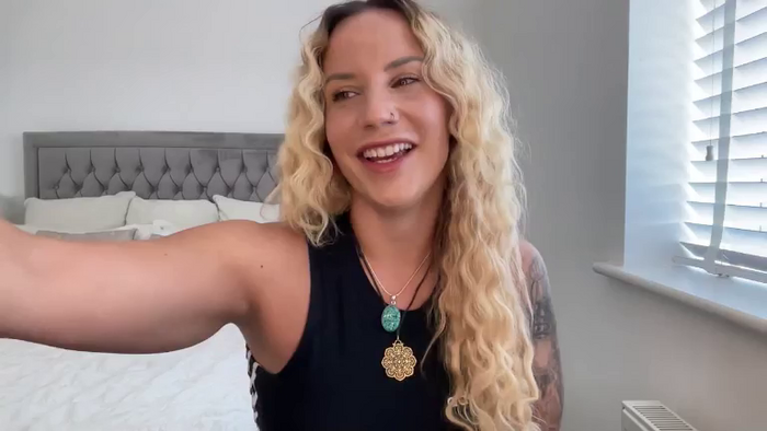 VivianUK
