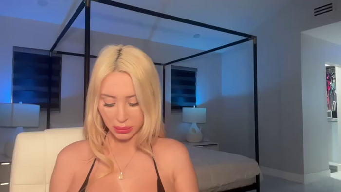 AmandaAndrewsxx