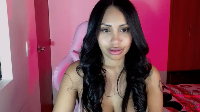 LATINA_BIG_CLITXXX