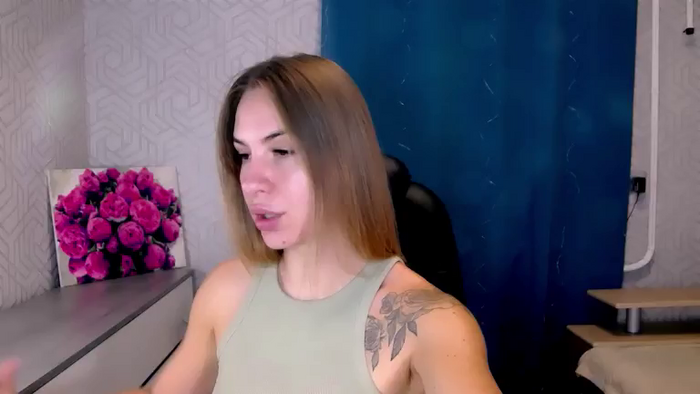 MeganNaughtyy