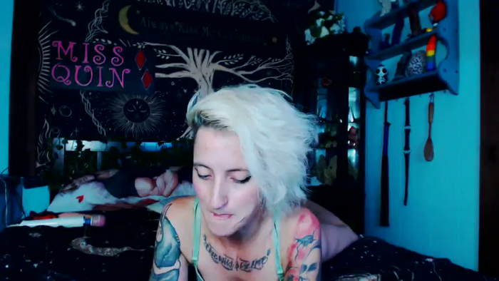 MissQuinCam
