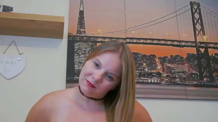 BustyMollyy