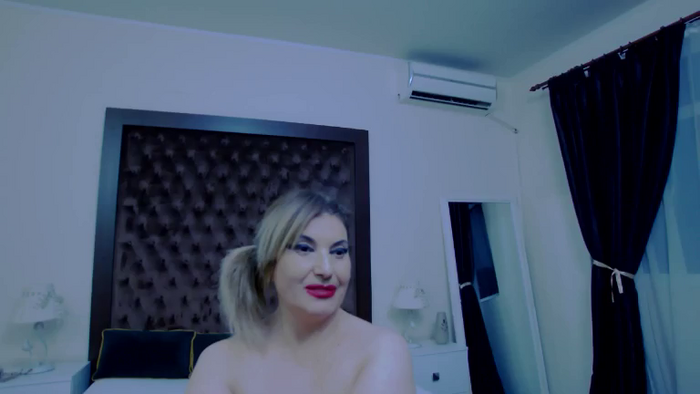 KiraLeila