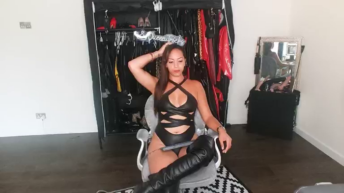 QueenTrick