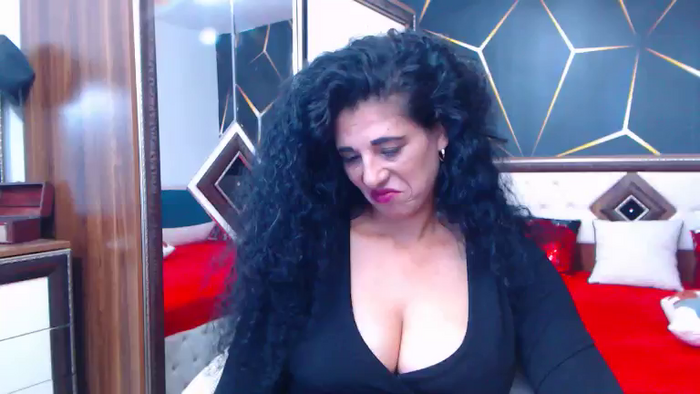 Curly_Sexy