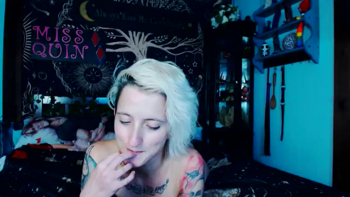 MissQuinCam