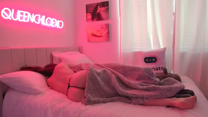QueenChloeXO