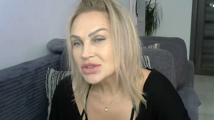 Evie_Paige