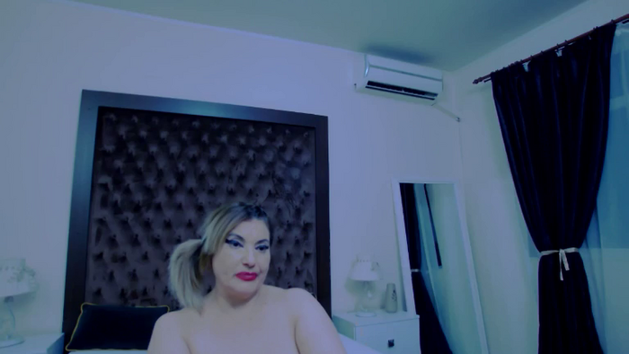 KiraLeila