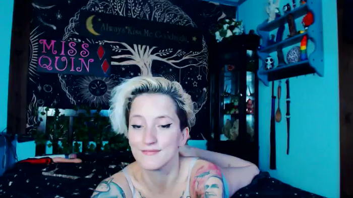 MissQuinCam