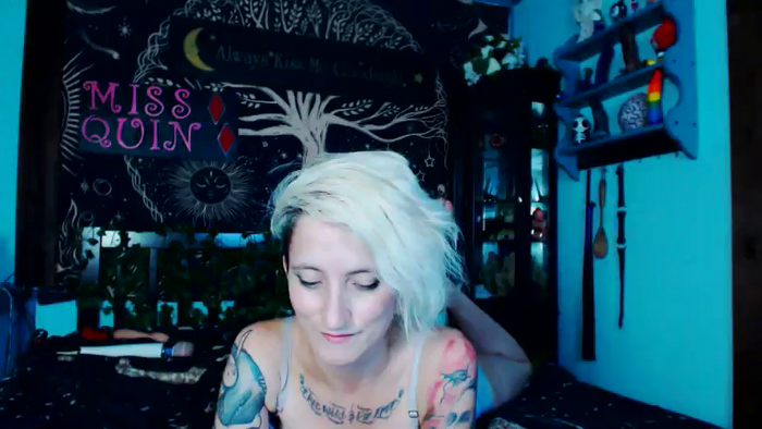 MissQuinCam