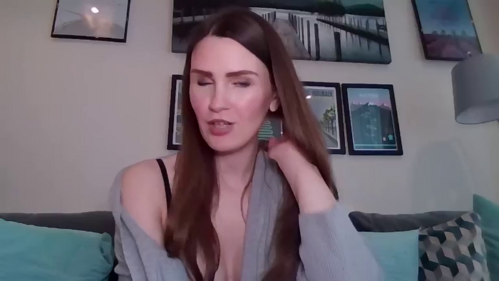 Cardi_Queen