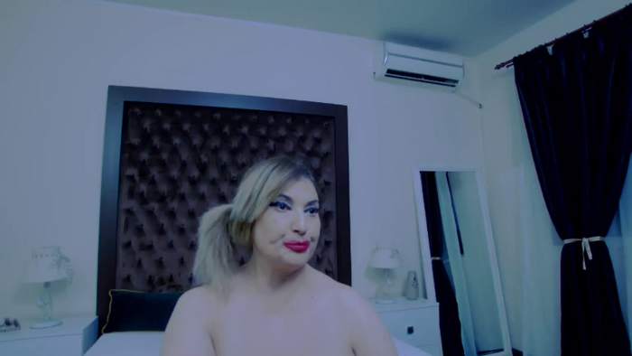 KiraLeila