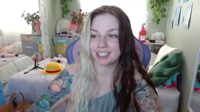 Angelina_Glass