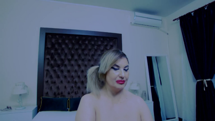 KiraLeila