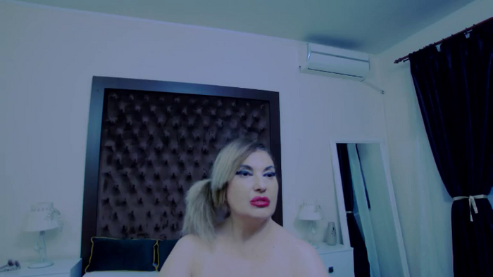 KiraLeila