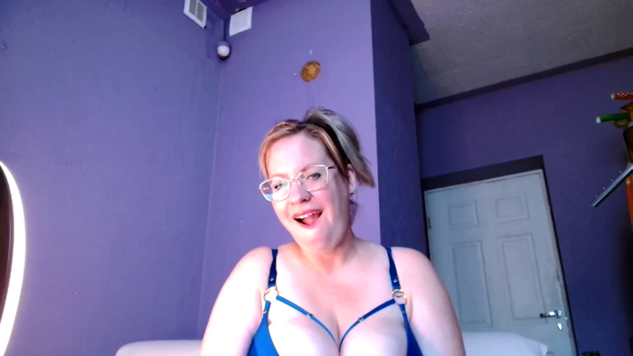 BustyBonnie