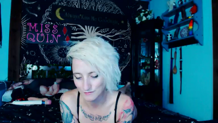 MissQuinCam
