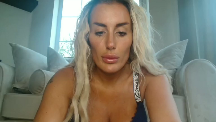 UKSydneyFoxxx